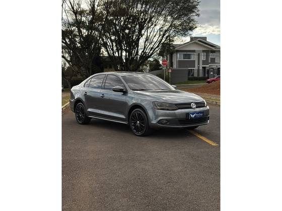VOLKSWAGEN JETTA 2.0 TSI HIGHLINE 200CV GASOLINA 4P TIPTRONIC